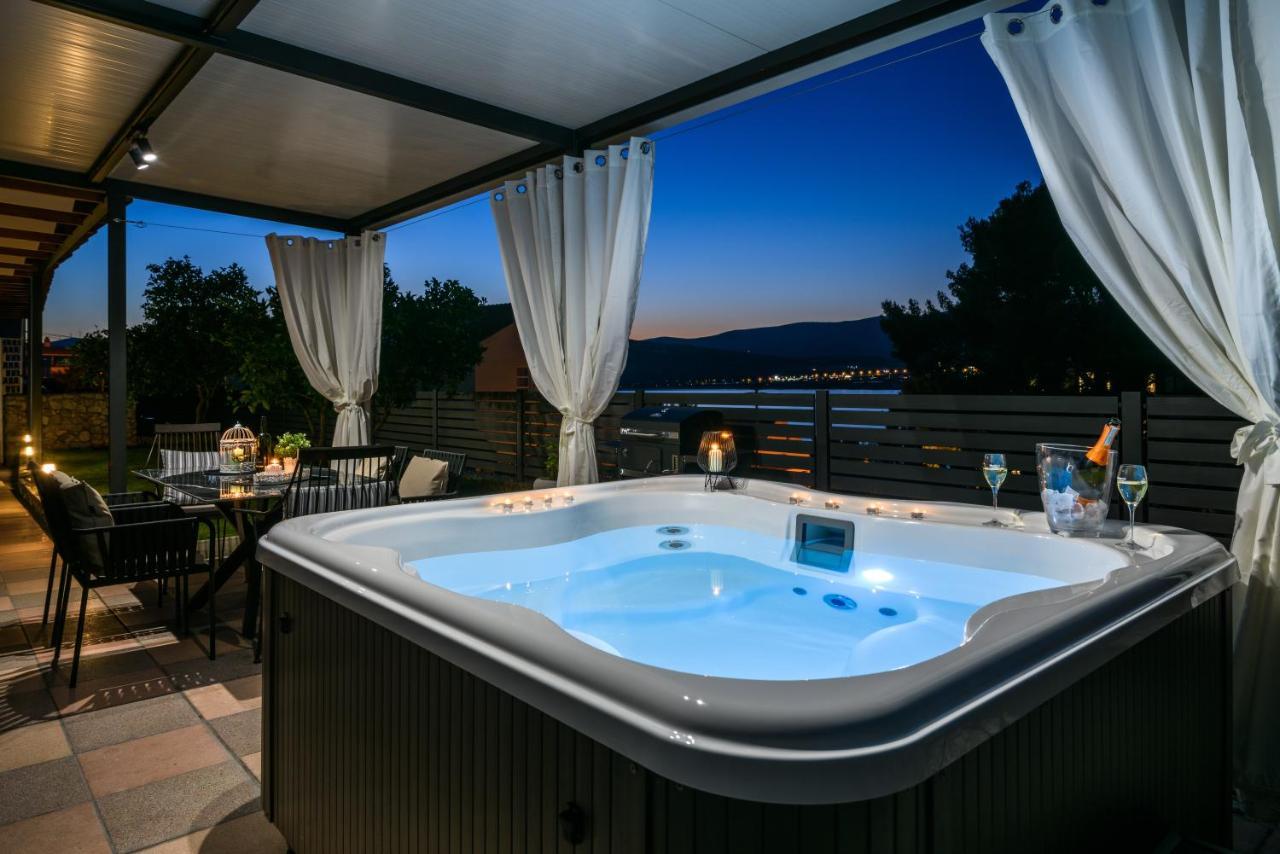 Luxury Apartment Hajdi Trogir Buitenkant foto