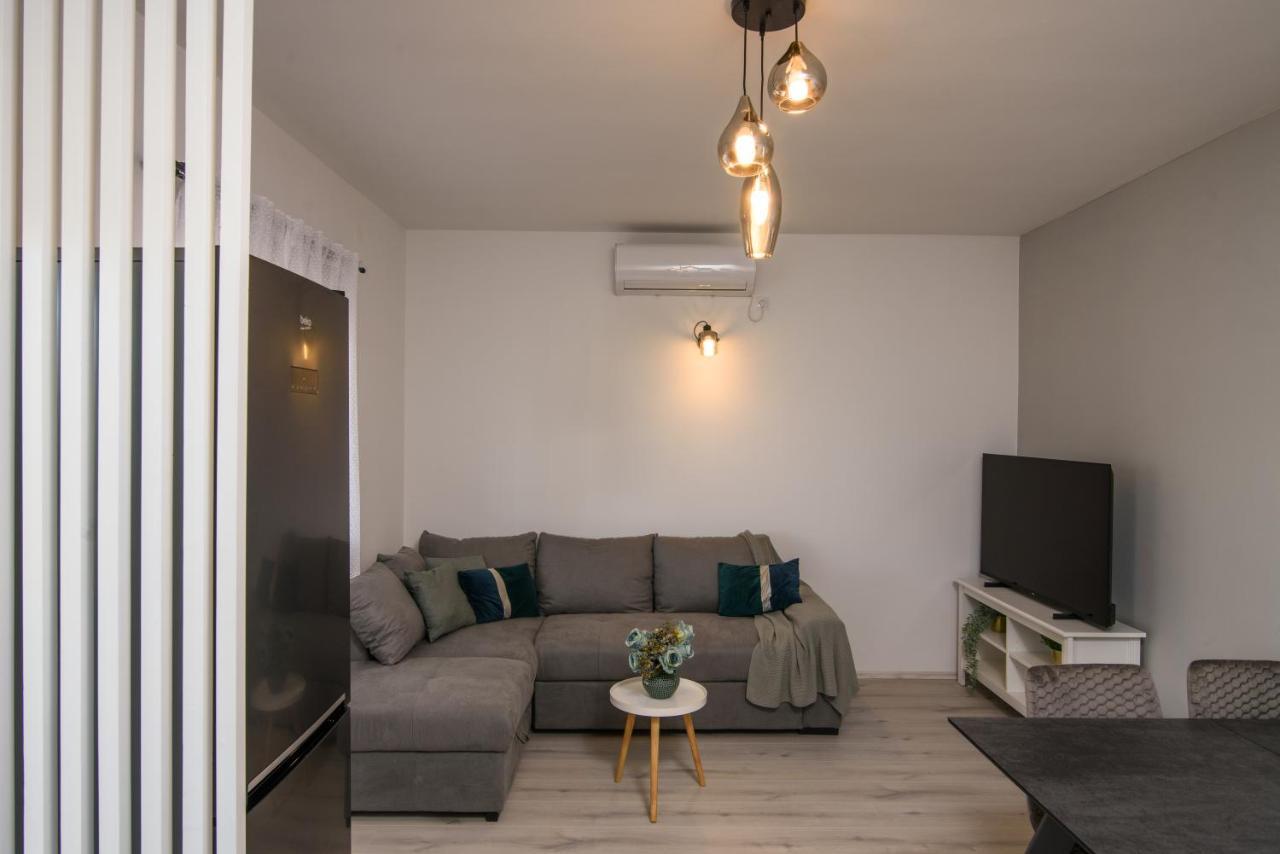 Luxury Apartment Hajdi Trogir Buitenkant foto