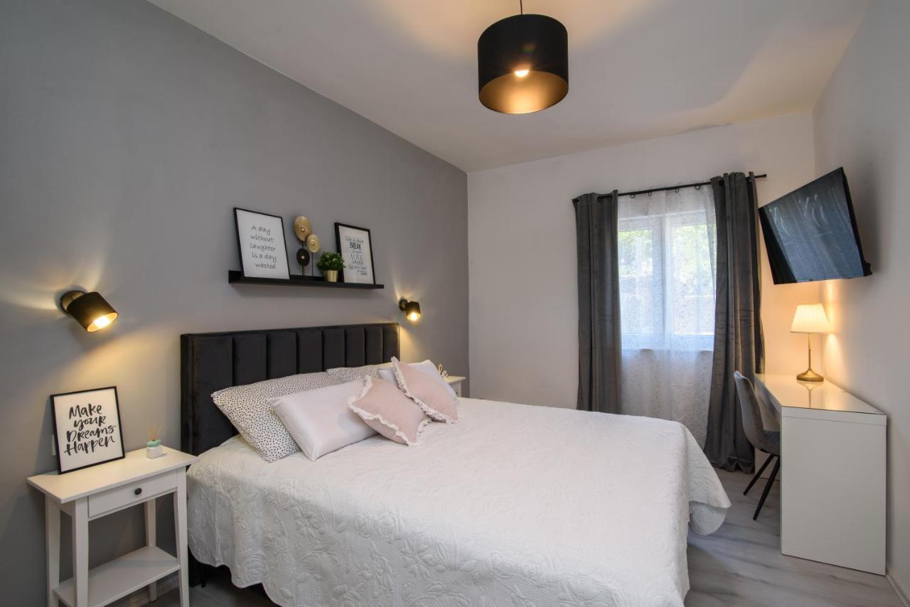 Luxury Apartment Hajdi Trogir Buitenkant foto